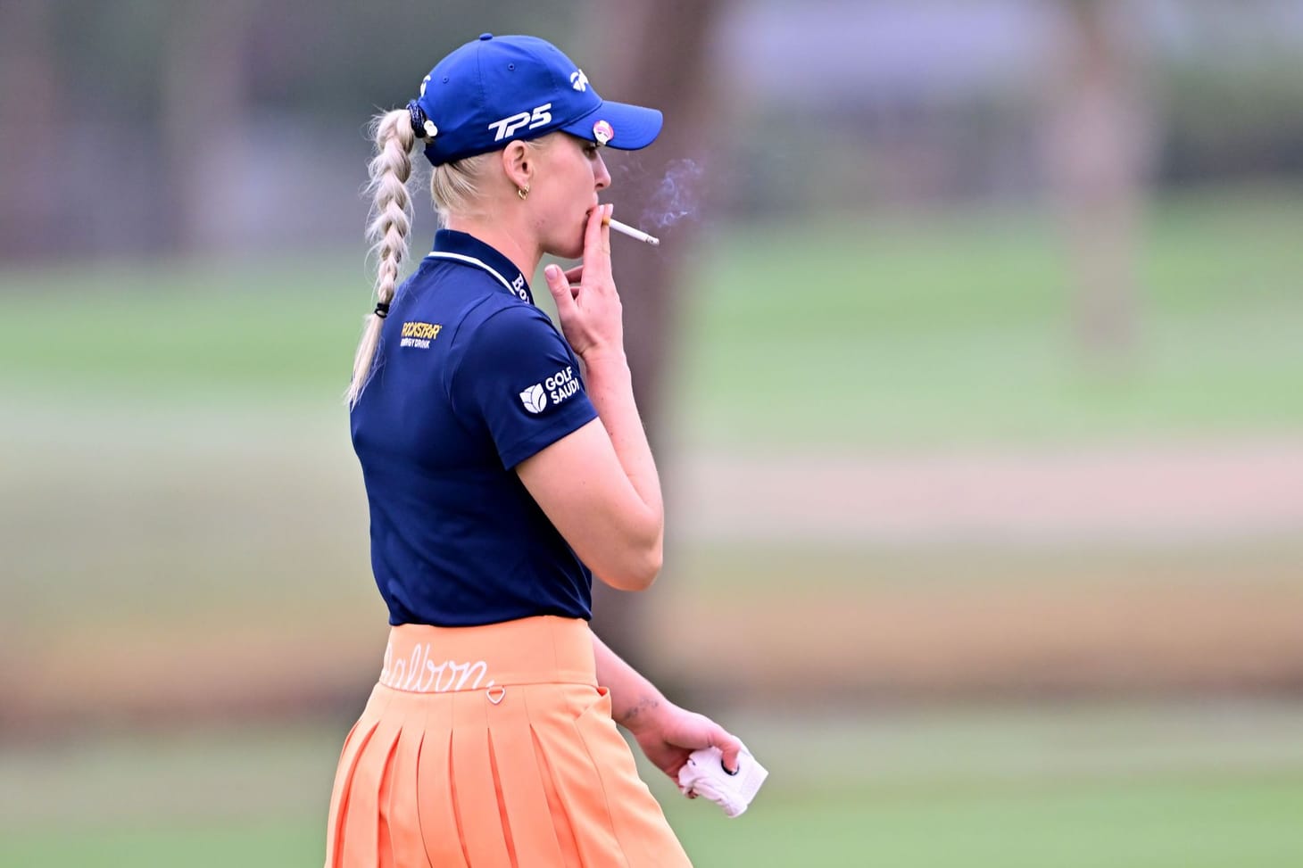 Charley Hull stuns in blue and white as she shares recent “weekend