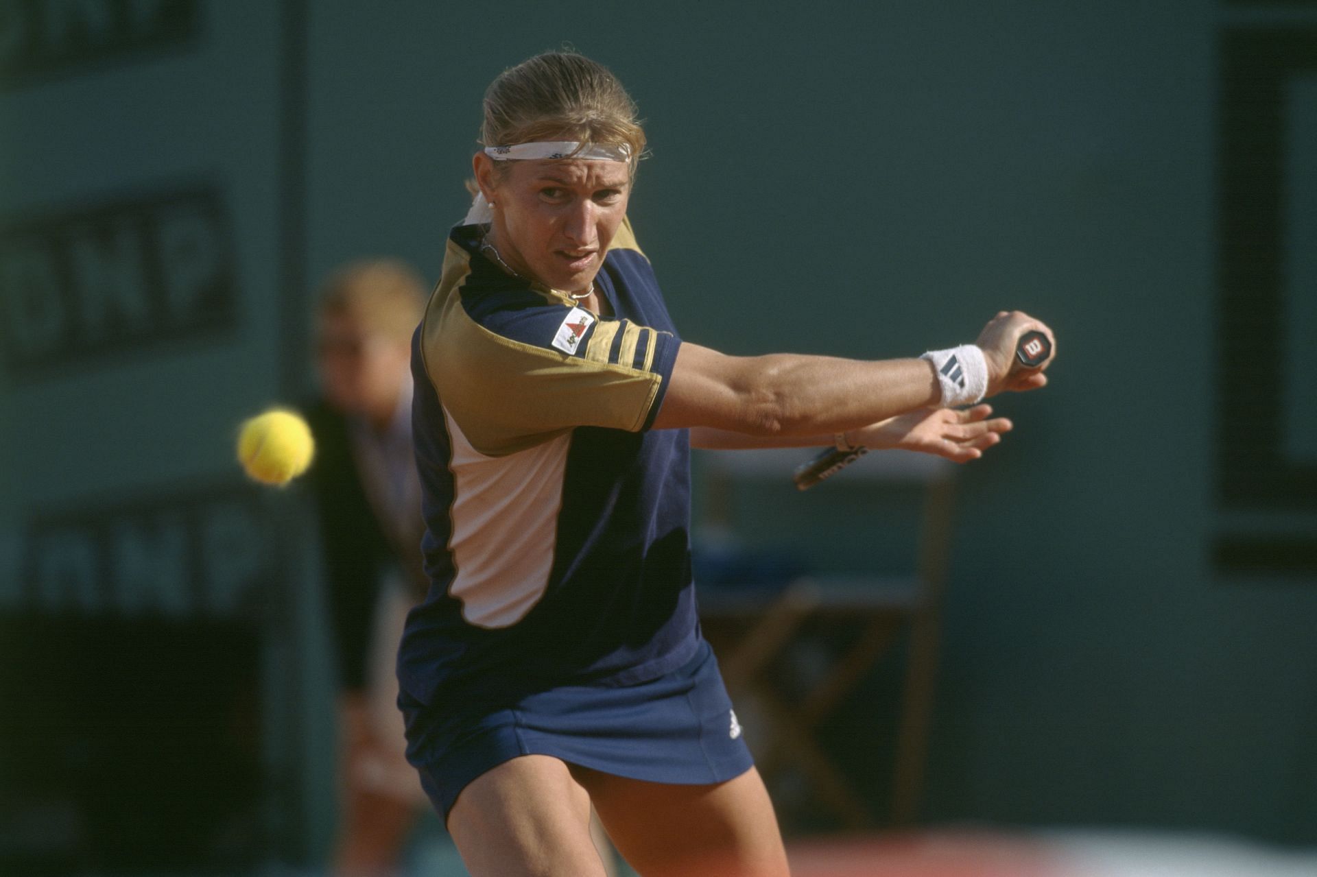 Steffi Graf at the 1999 French Open - Source: Getty