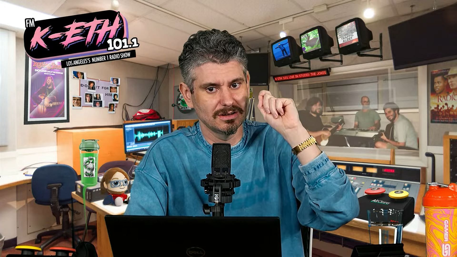 Ethan Klein recently dropped a spontaneous rap freestyle dissing Twitch streamer HasanAbi (Image via H3 Podcast/YouTube)