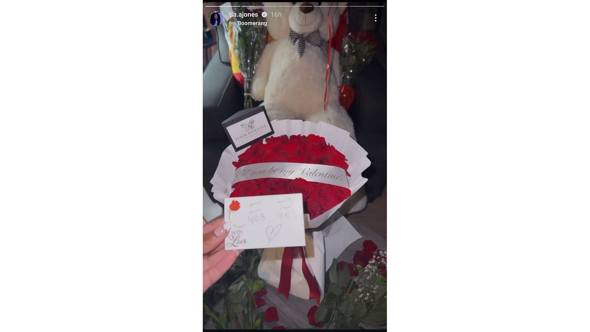 Jones shares glimpse of his rose bouquet from fiance Xavier Worthy (Image via: Jones&#039; Instagram)