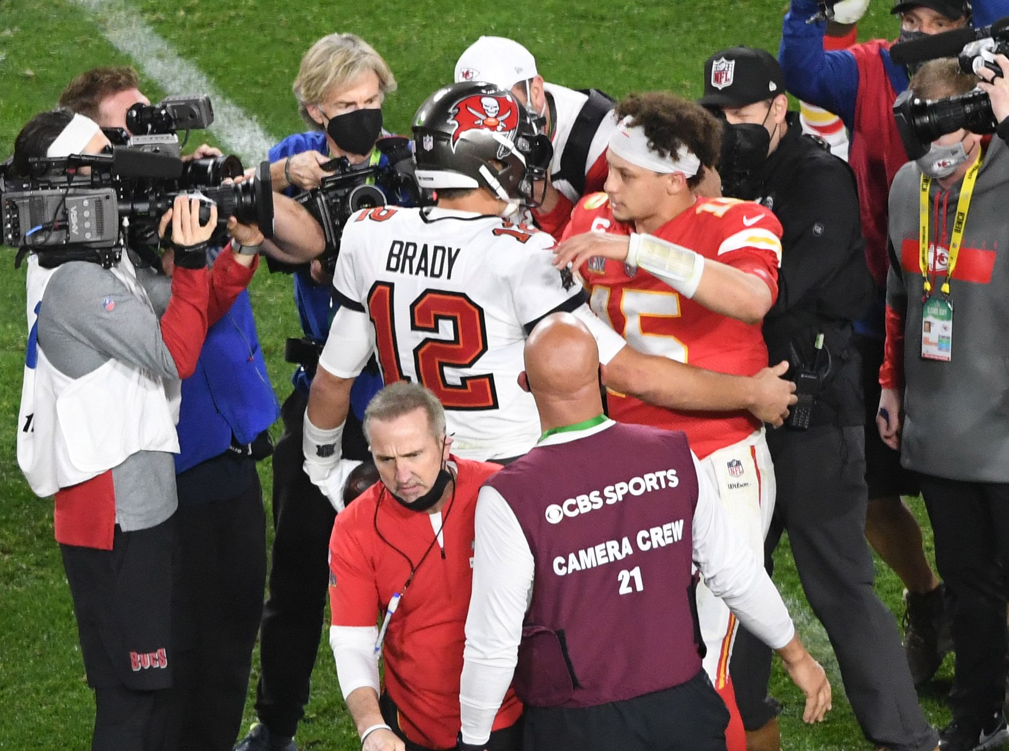 Feb 7, 2021; Tampa, FL, USA; Tampa Bay Buccaneers quarterback Tom Brady (12) greets Kansas City Chiefs quarterback Patrick Mahomes (15) after Super Bowl LV - Source: Imagn