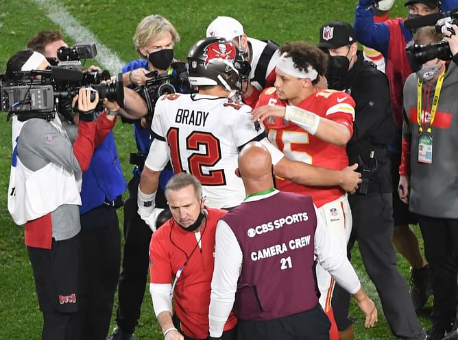 NFL icon Dan Marino gives bold take on Patrick Mahomes taking on GOAT title vs Tom Brady