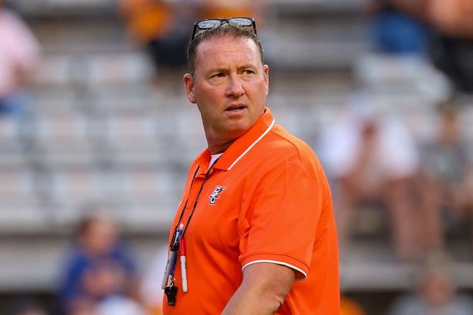 "This is wild", "Holy Sh*t": CFB fans amazed by BGSU coach Scot Loeffler's latest NFL move