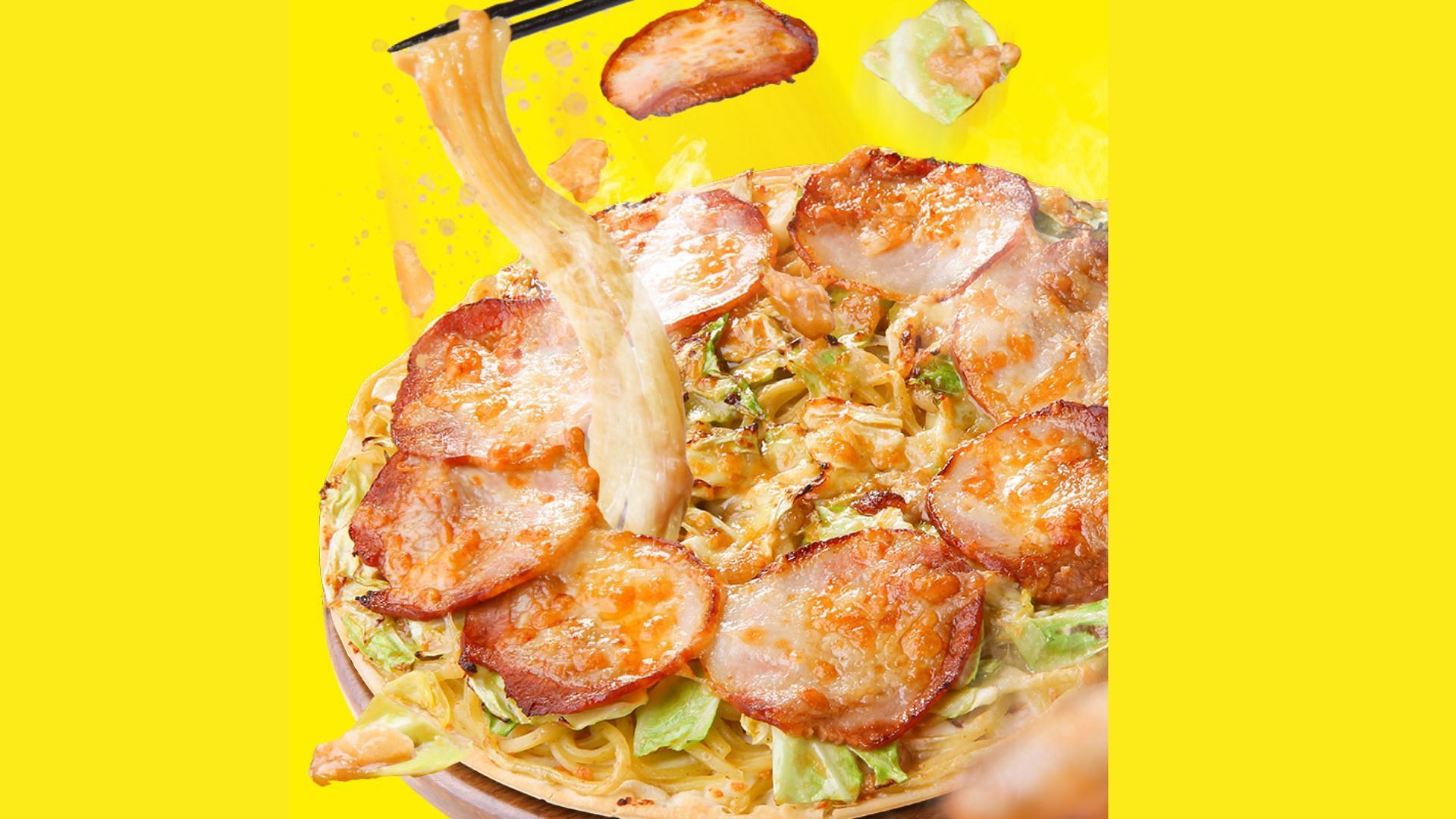 This ramen pizza is inspired by Jiro-style ramen (Image via X/@Pizza_Hut_Japan)