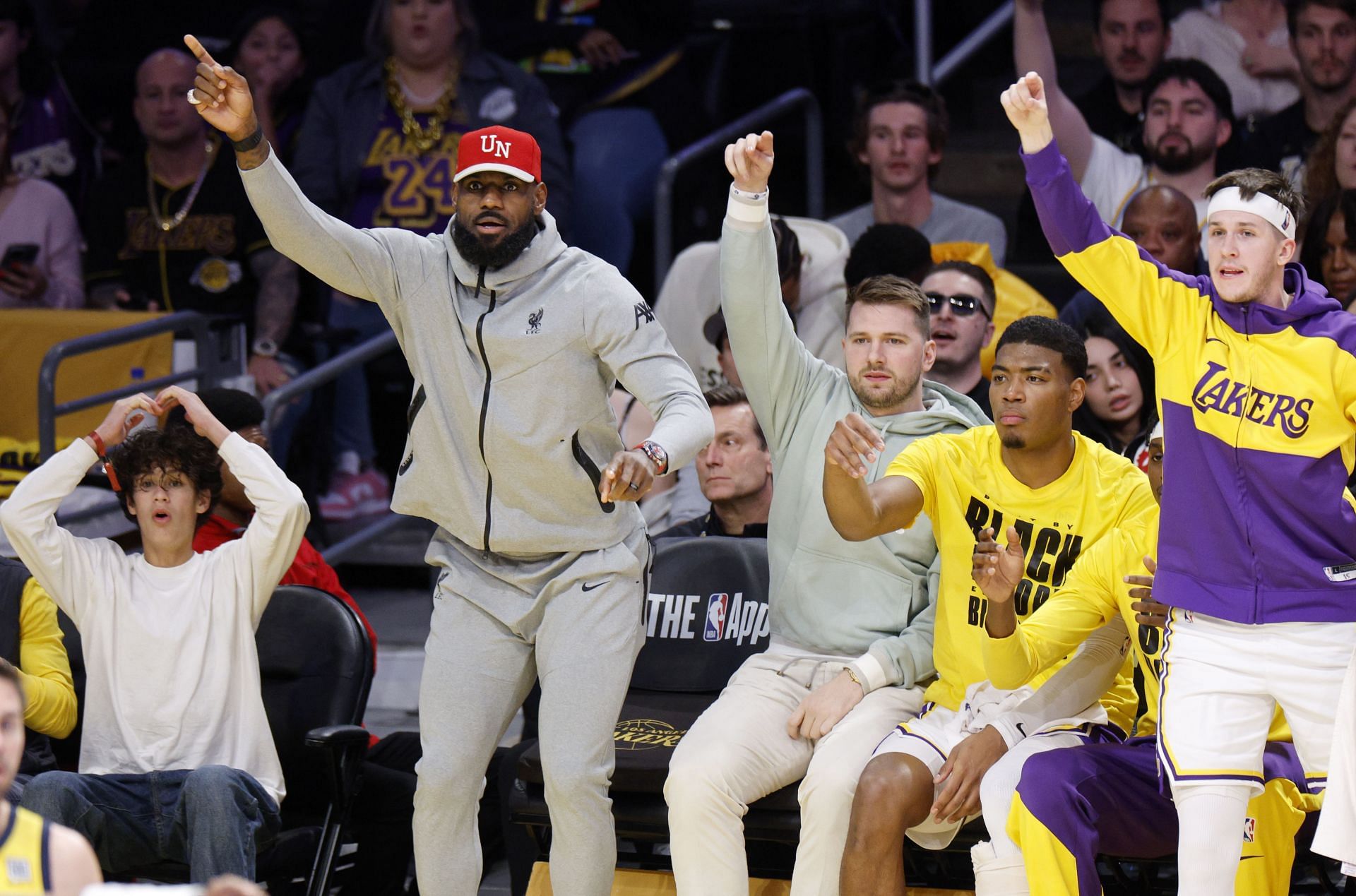 Austin Reaves reacts to LeBron James feeling lucky about LA Lakers landing Luka Doncic. -- Photo by GETTY