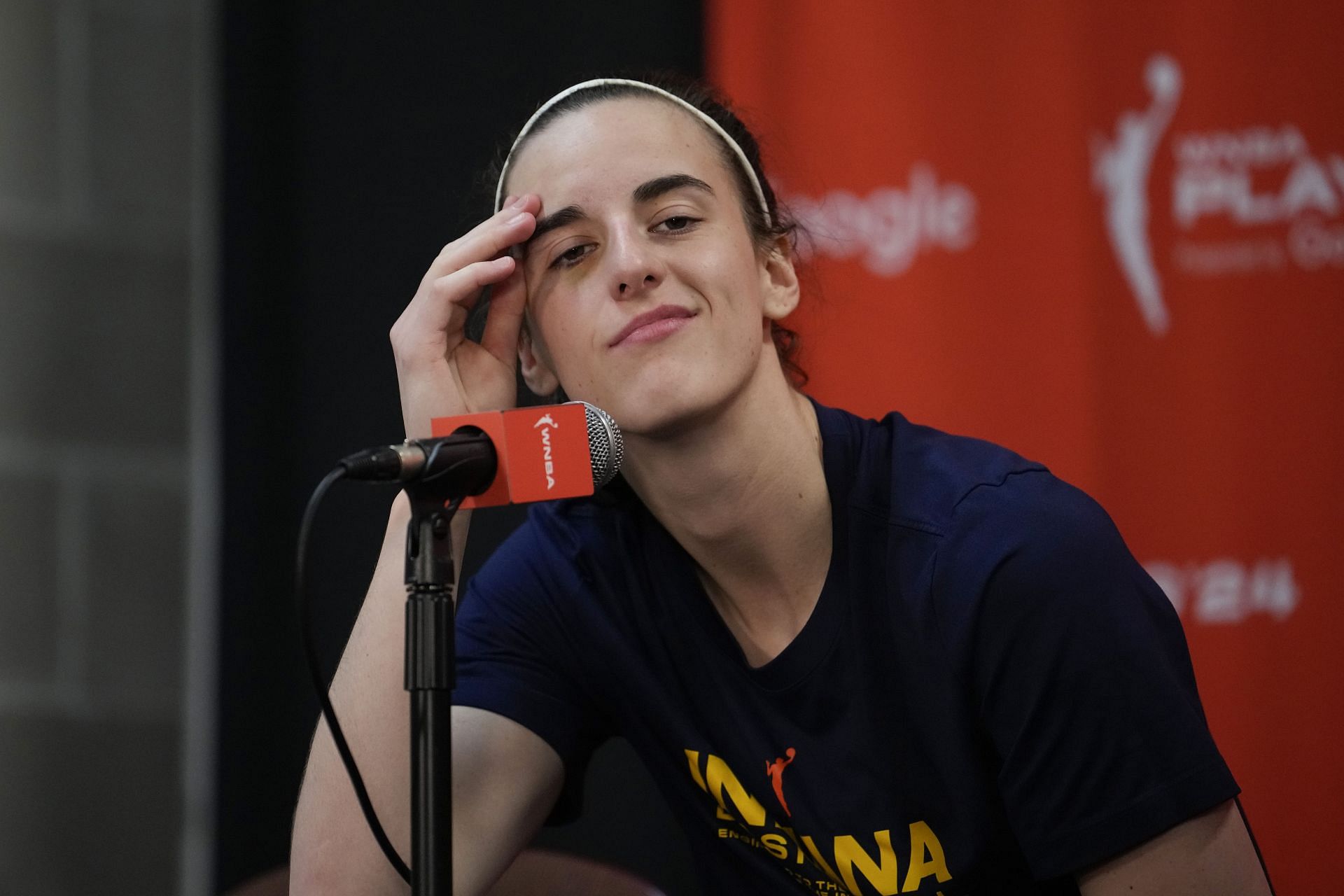 Caitlin Clark mania still in effect as WNBA outshines NBA for first time in one aspect. -- Photo by GETTY