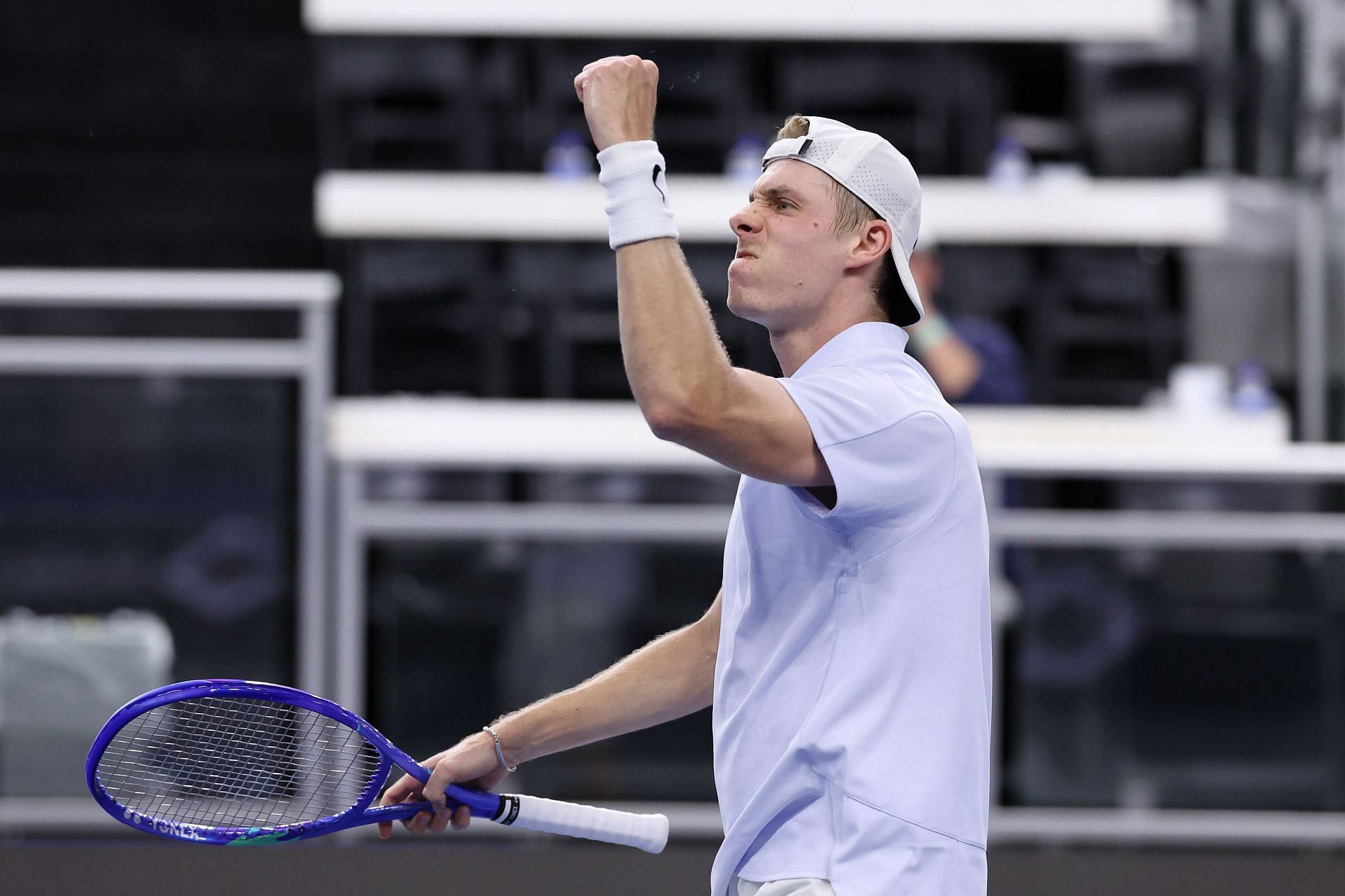 Denis Shapovalov celebrates after winning a point in his first round at the Dallas Open - Source: Getty