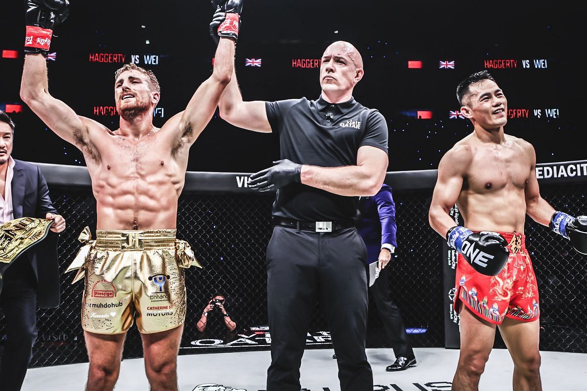 Jonathan Haggerty retained the ONE bantamweight kickboxing gold at ONE 171. [Photo via: ONE Championship]