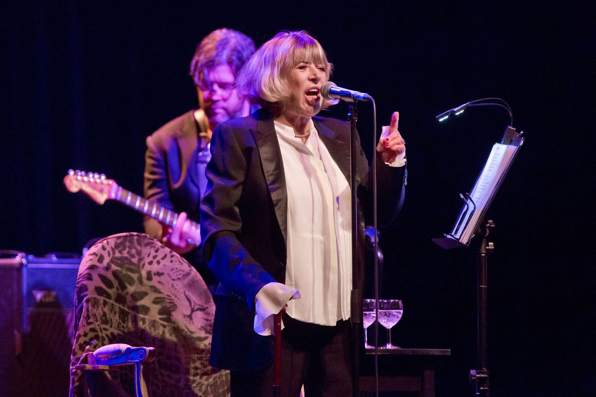 Marianne Faithfull performs in Berlin (Image via Getty)