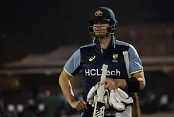 Steve Smith stuns teammates with a ‘magical bat’ ahead of AUS vs ENG 2025 Champions Trophy match [Watch]