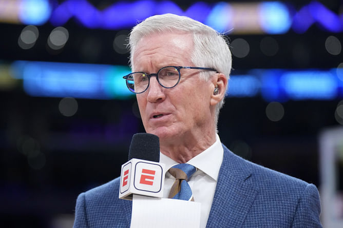 "I’ll do that on a big shot - NBA Hall of Fame broadcaster Mike Breen reveals origin of his iconic 'Bang' call