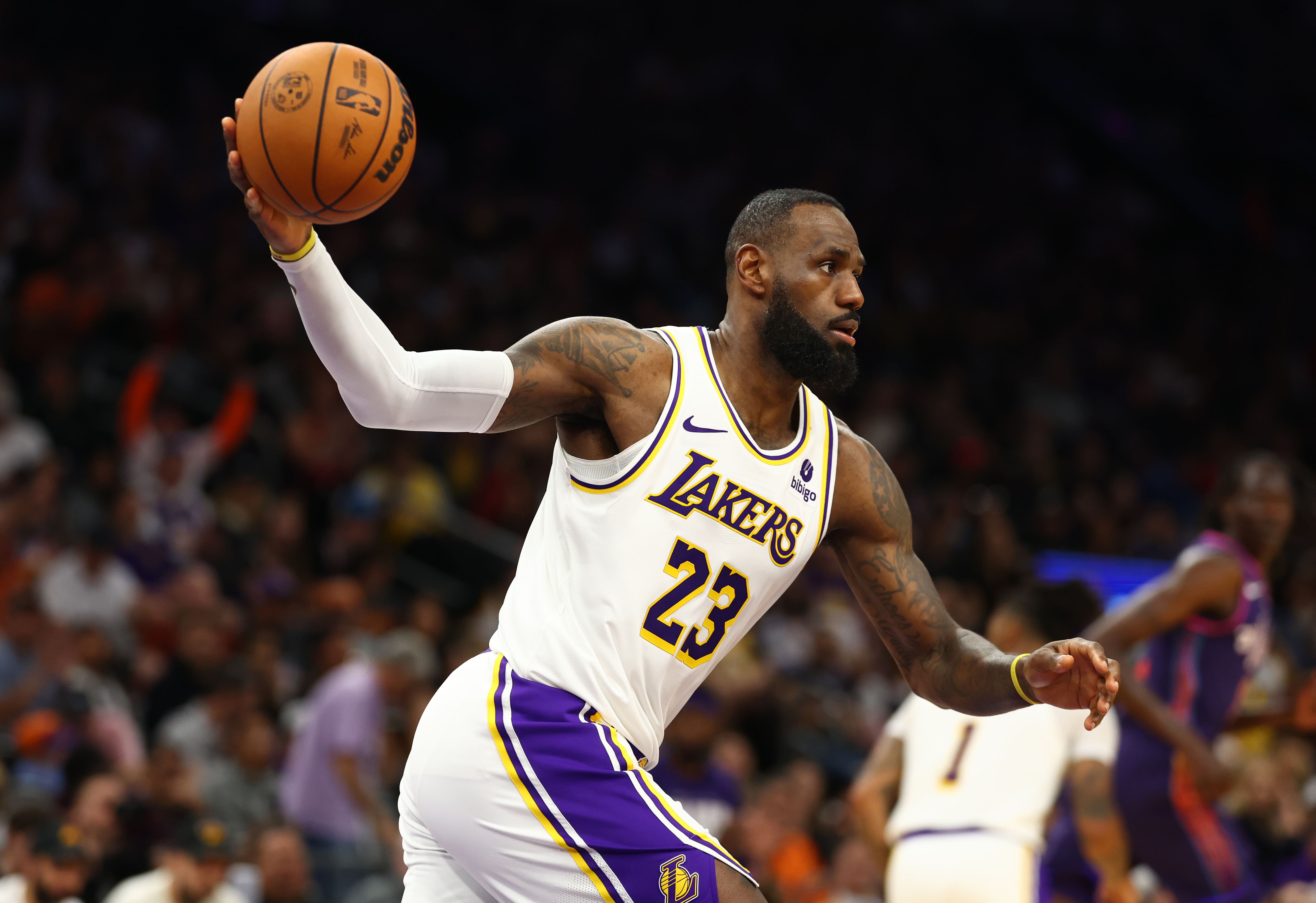 Los Angeles Lakers forward LeBron James against the Phoenix Suns at Footprint Center. Photo Credit: Imagn