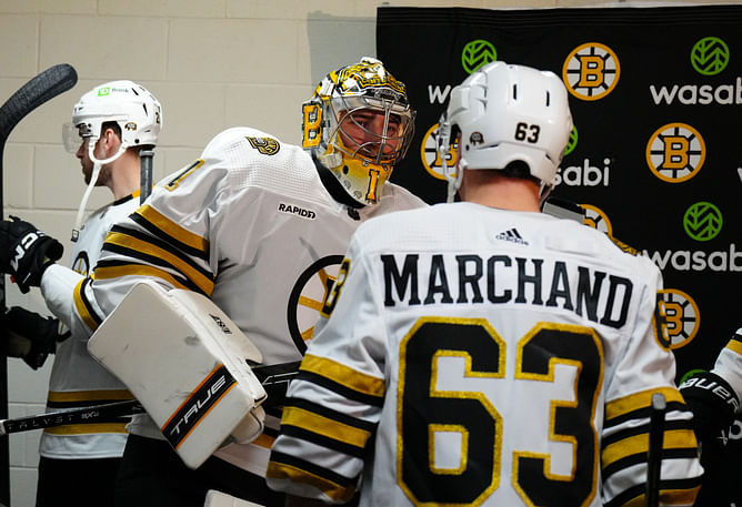 Jeremy Swayman makes his feelings known on playing against $49,000,000 Bruins teammate at 4 Nations Face-Off