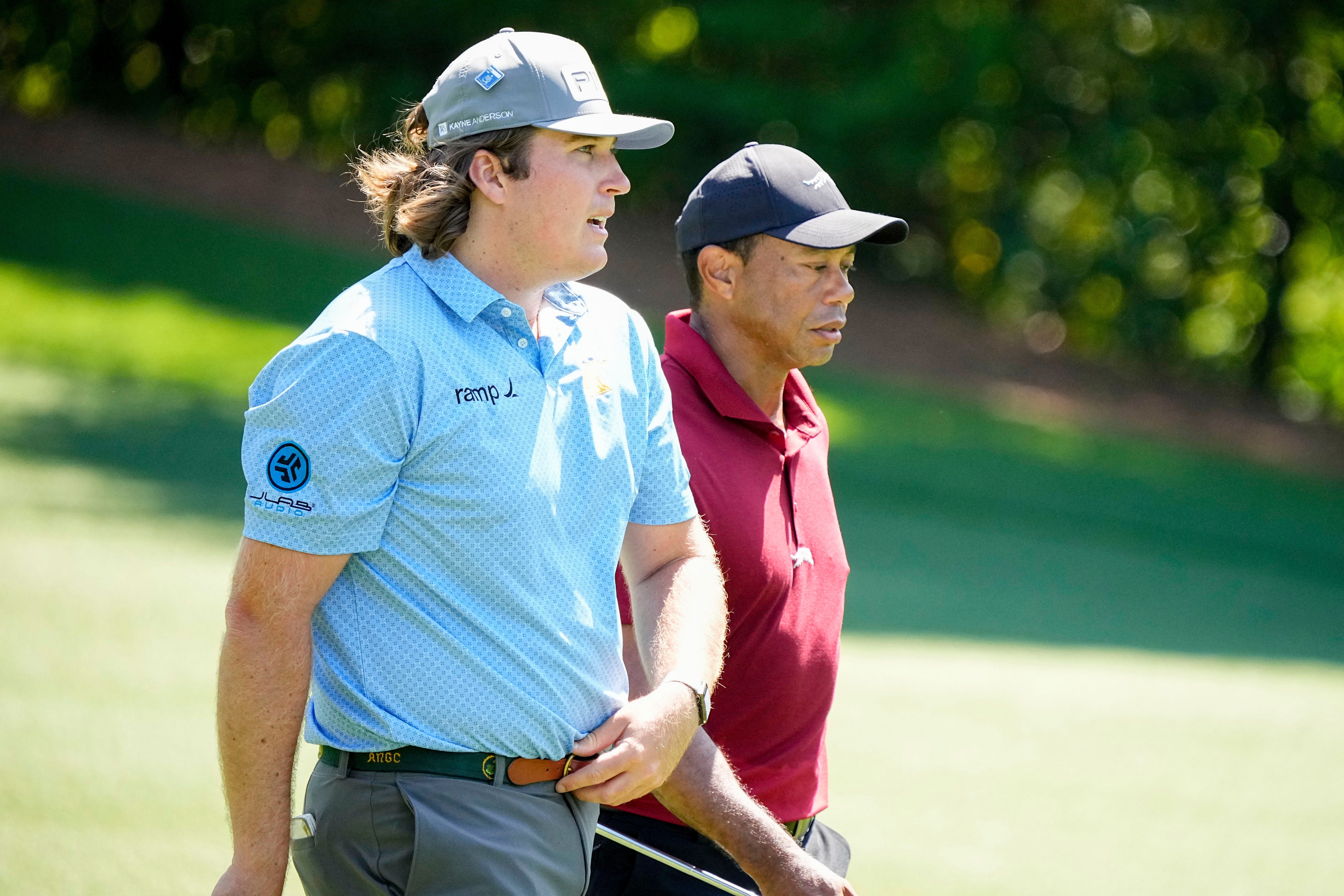 Neal Shipley with Tiger Woods (Image via Imagn)