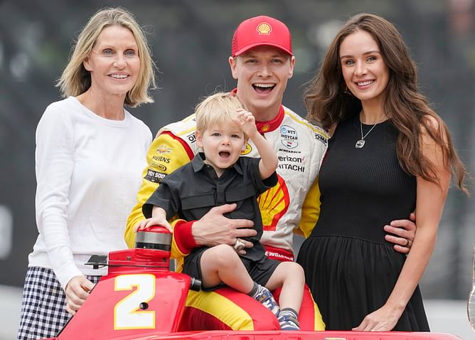 "So proud of Ashley" - Josef Newgarden reacts as wife releases new IndyCar children's book with St. Pete announcement