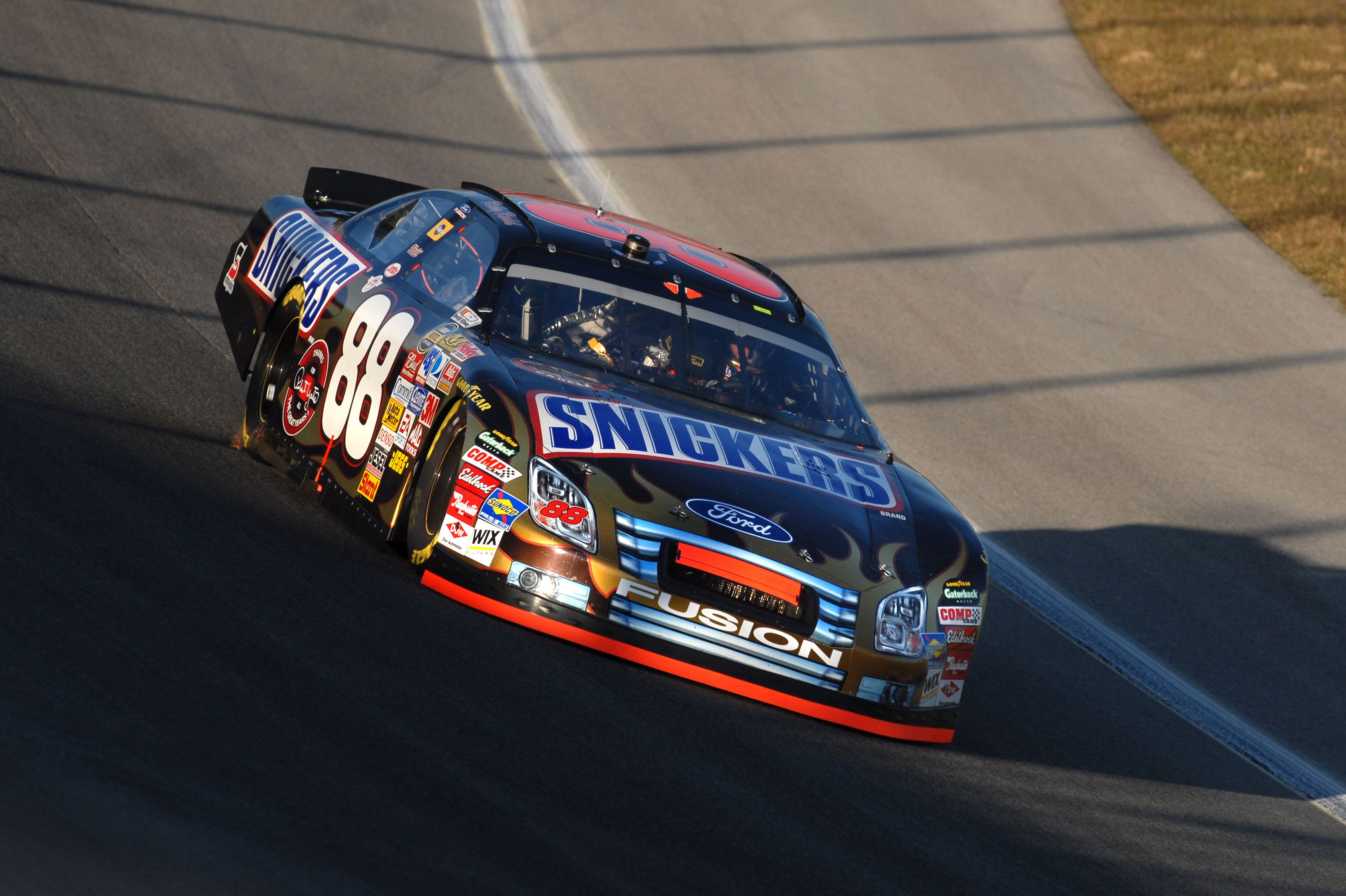 Ricky Rudd driving the No. 88 Ford in his final Cup Series race at Homestead in 2007 - Source: Imagn