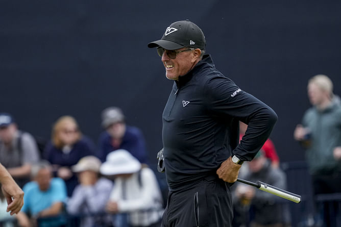 "Insane argument", "logical fallacy": Fans divided over Brandel Chamblee's dig at Phil Mickelson