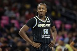 "2021 ROTY that no one talks about" - WNBA fans elated at Angel Reese's Chicago Sky re-signing Michaela Onyenwere