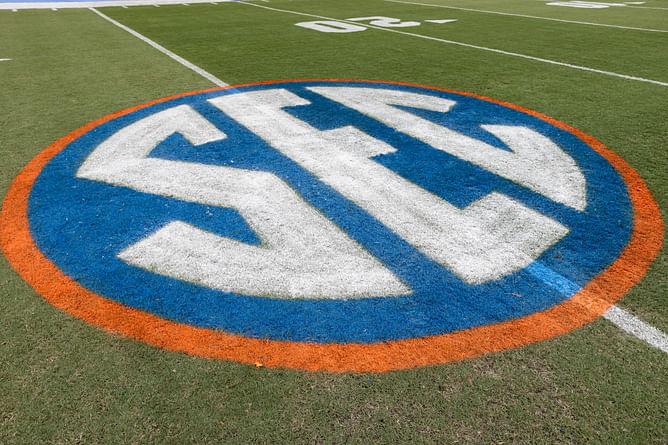 You can put it together, it's a puzzle" - CFB insider breaks down why 10-2 SEC teams should make the playoff over two-loss SMU