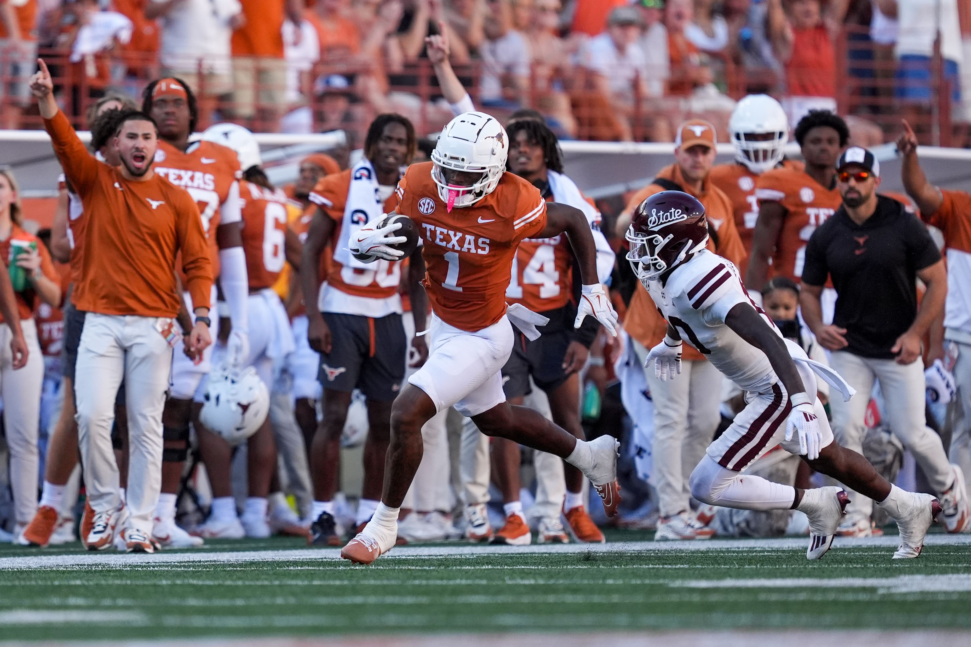 NCAA Football: Mississippi State at Texas - Source: Imagn