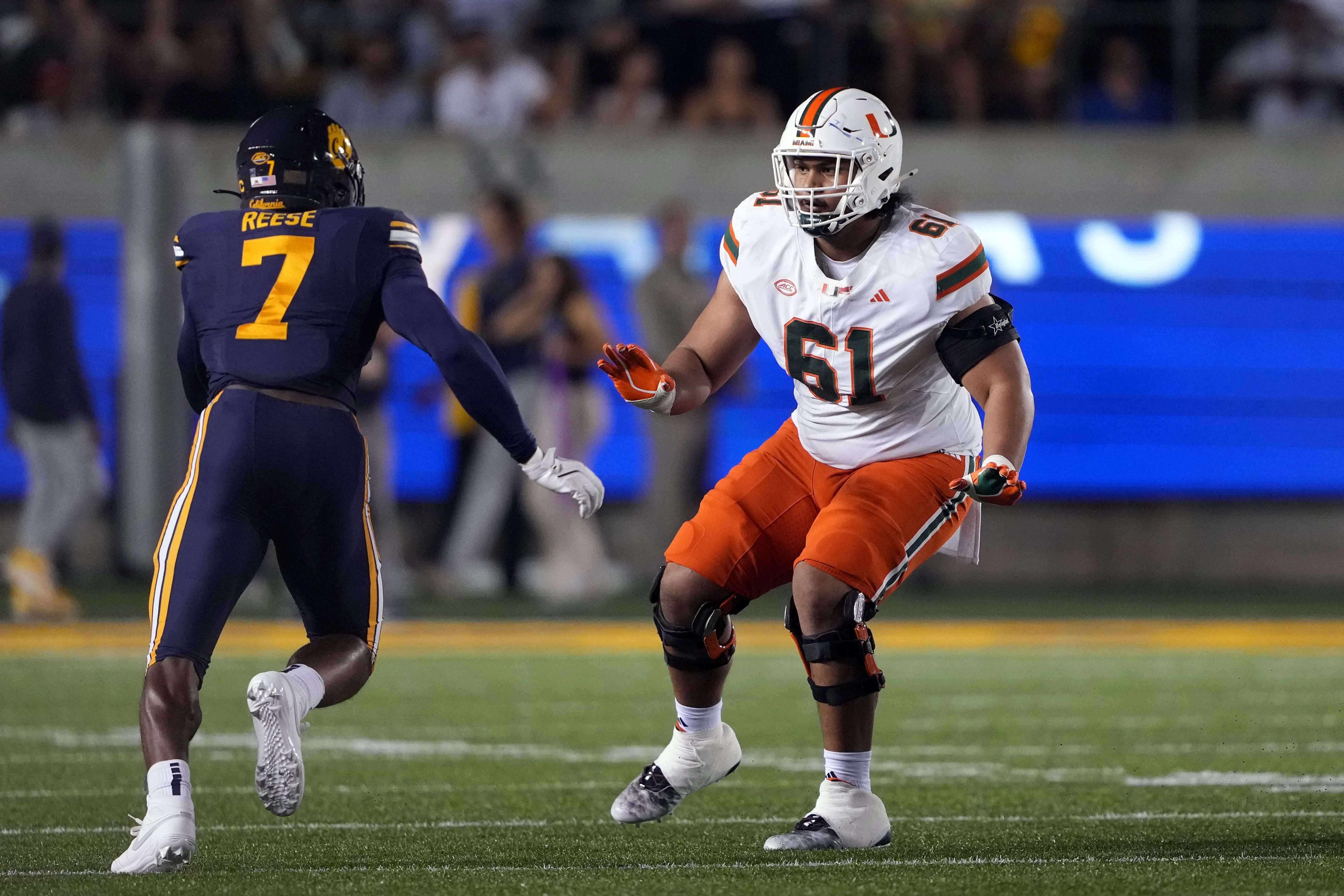 Francis Mauigoa during Miami at California  (image credit Imagn)