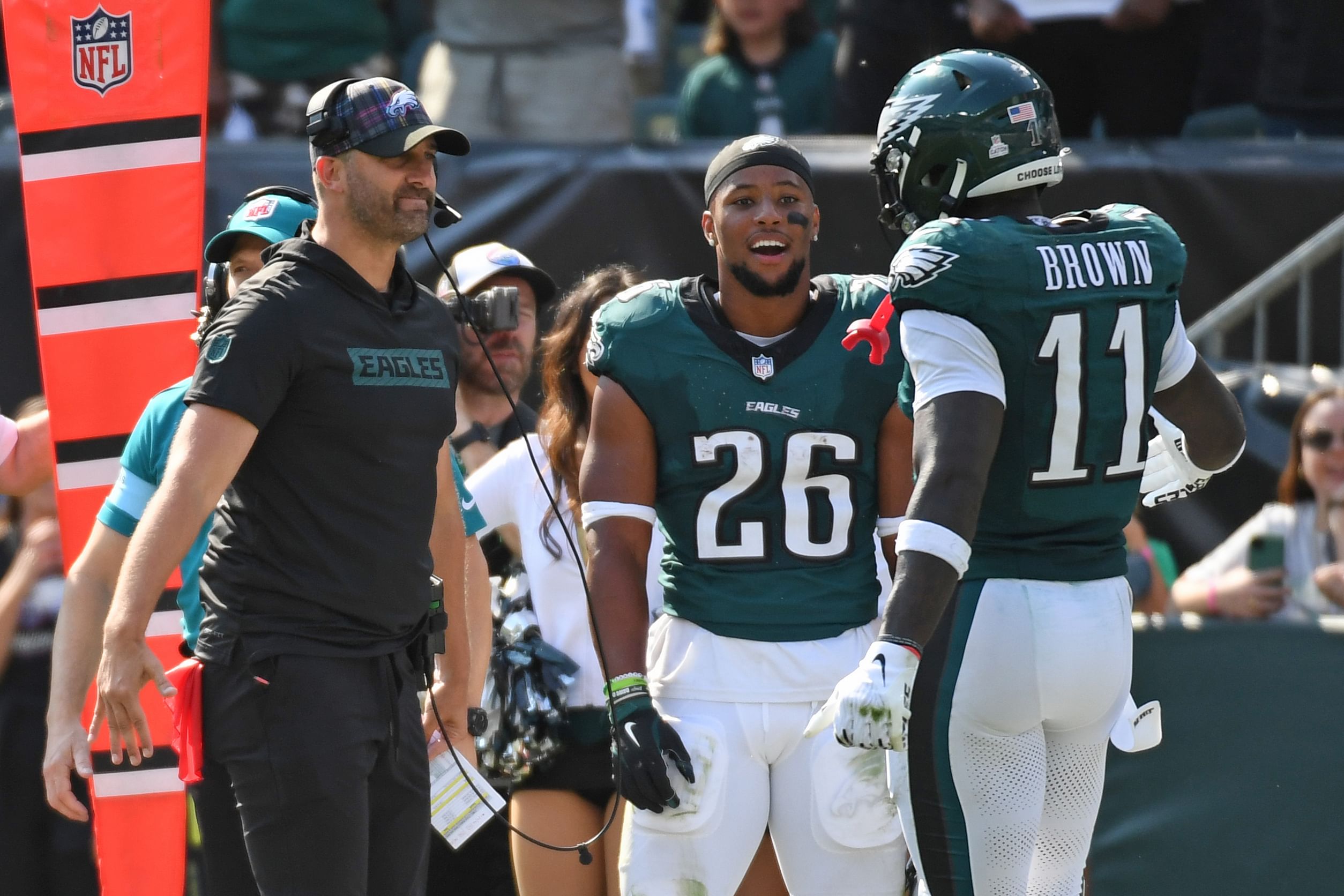 Eagles HC gives clear verdict on relationship with DeVonta Smith and AJ Brown: &quot;I