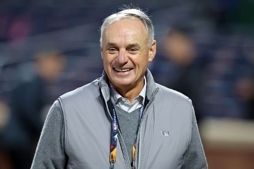 Rob Manfred isn't critical of the Dodgers (Imagn)