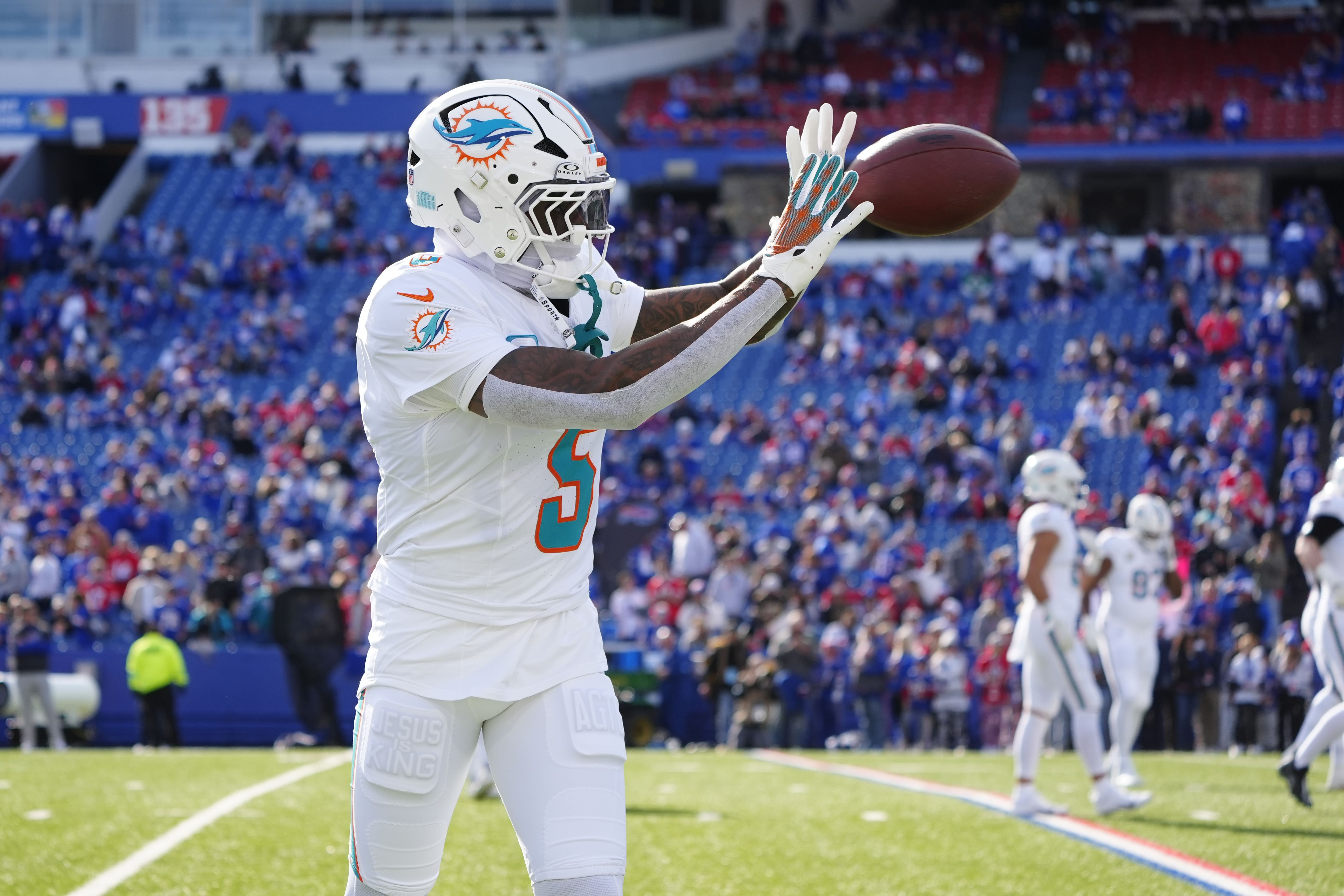 NFL: Miami Dolphins at Buffalo Bills - Source: Imagn