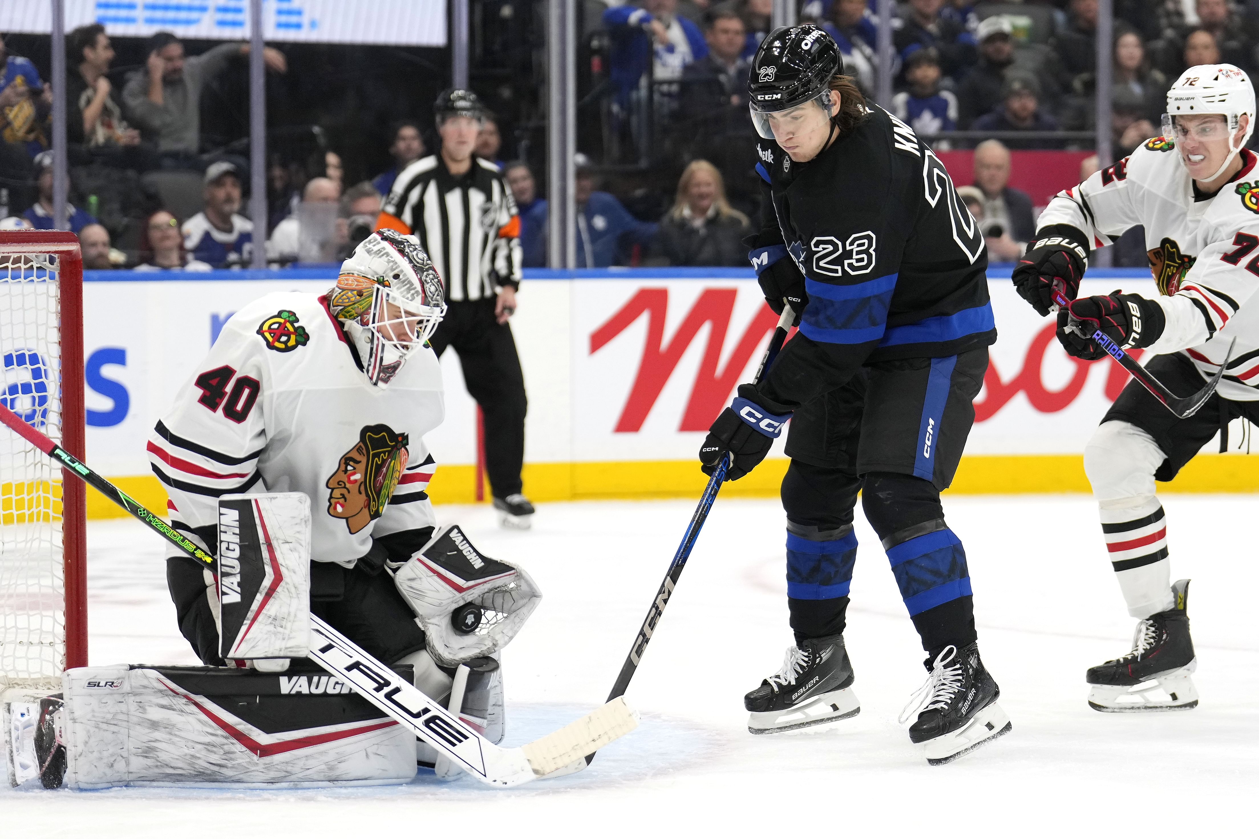 NHL: Chicago Blackhawks at Toronto Maple Leafs - Source: Imagn