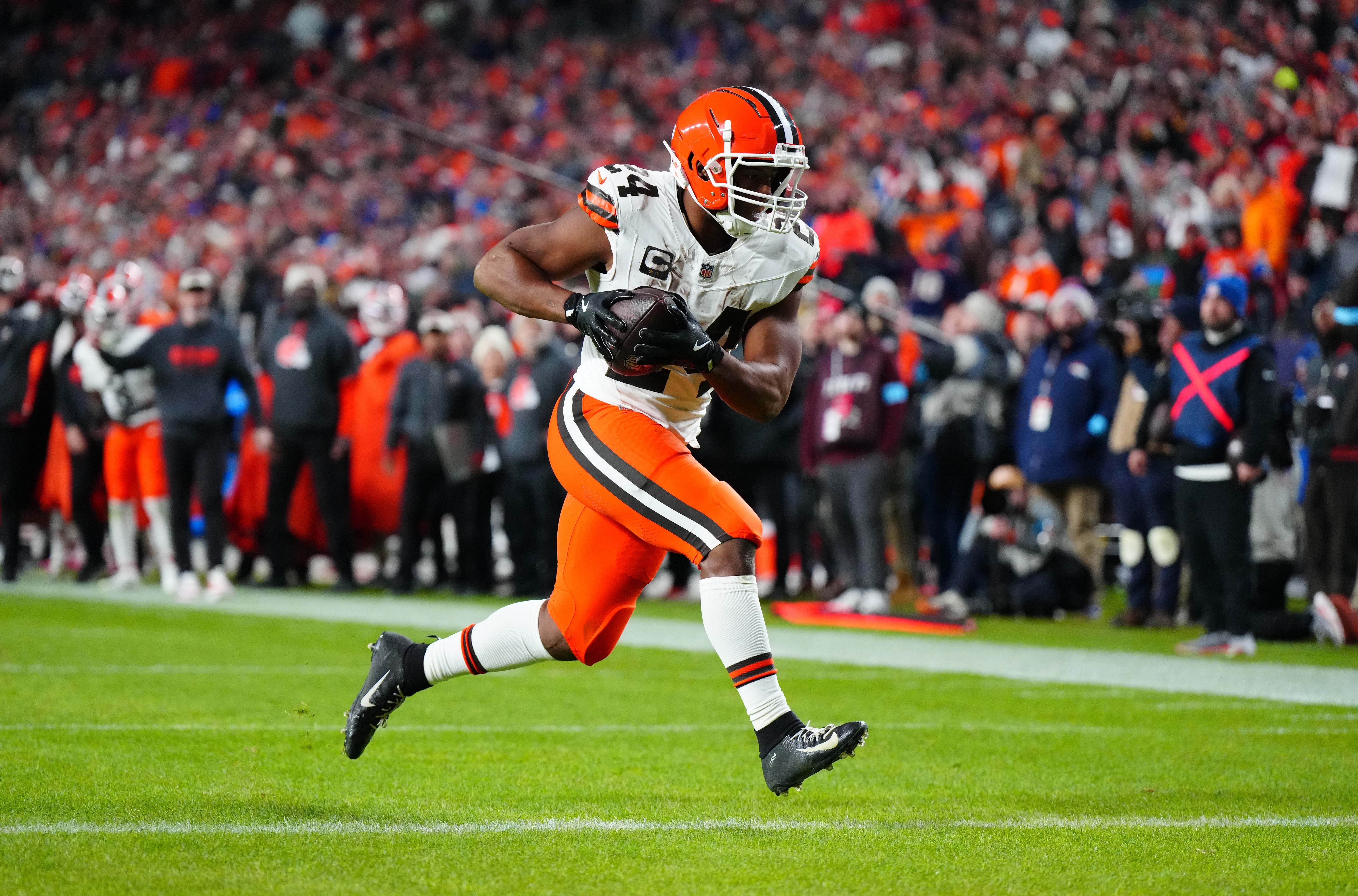 Nick Chubb at Cleveland Browns at Denver Broncos - Source: Imagn