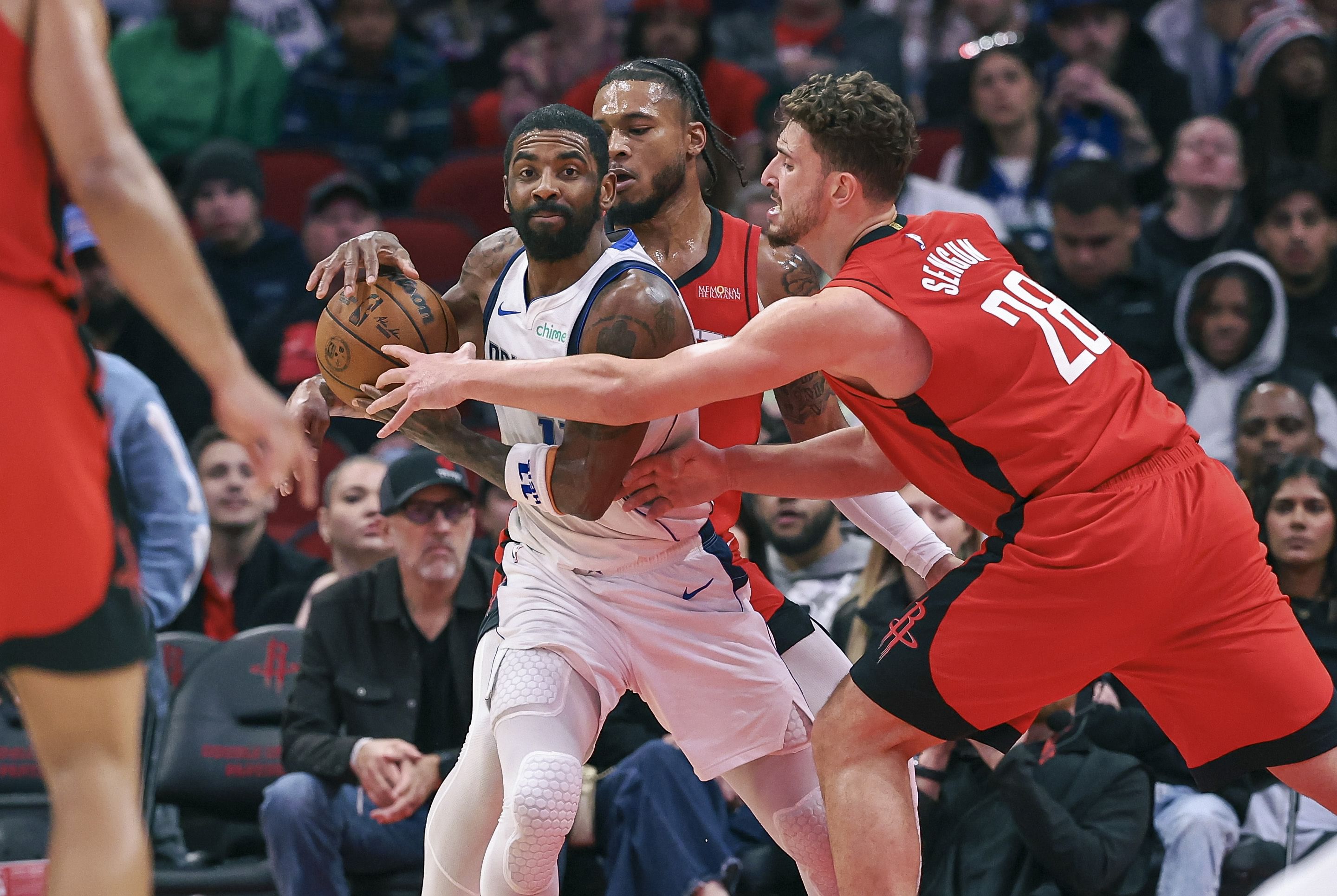 NBA: Dallas Mavericks at Houston Rockets - Source: Imagn