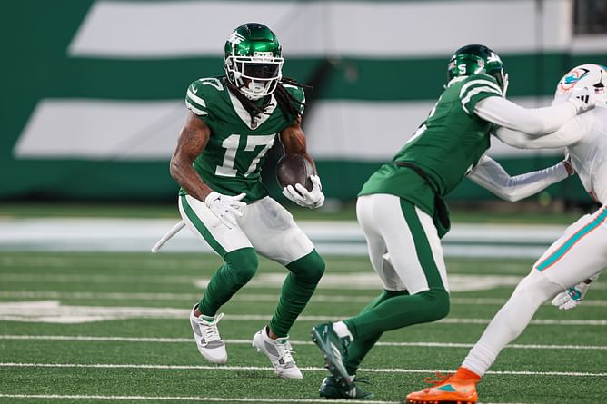 Davante Adams linked to Chargers amid rumored $29,900,00 move from Jets