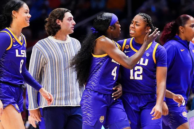 Flau'Jae Johnson's mom Kia Brooks reacts as LSU star features on SLAM cover with Aneesah Morrow and Mikaylah Williams