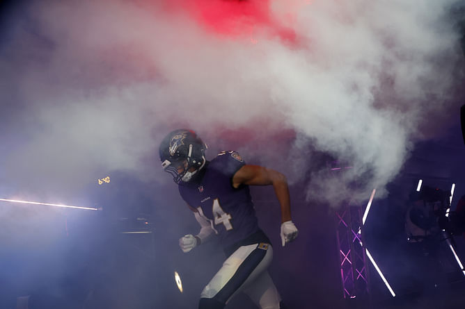 Kyle Hamilton reveals why he hates seeing the Lombardi Trophy on set