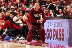 "Praying for my Philly peeps": South Carolina HC Dawn Staley extends her support for tragic plane crash in Philadelphia
