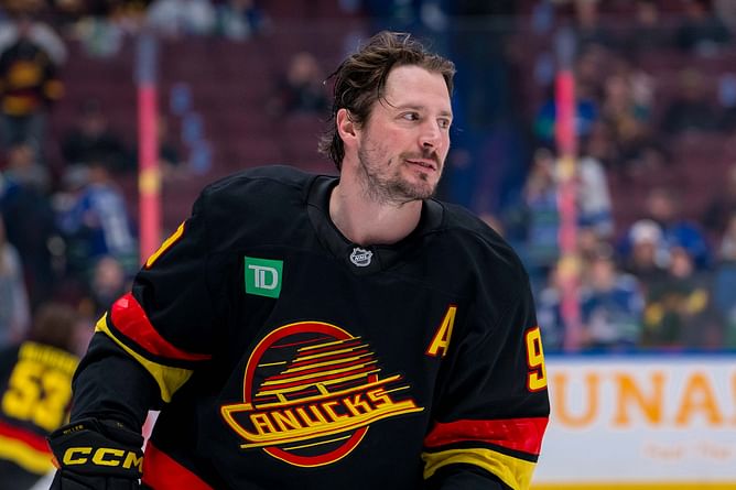 $19,950,000 Canucks winger shares 4-word message for J.T. Miller following blockbuster Rangers trade