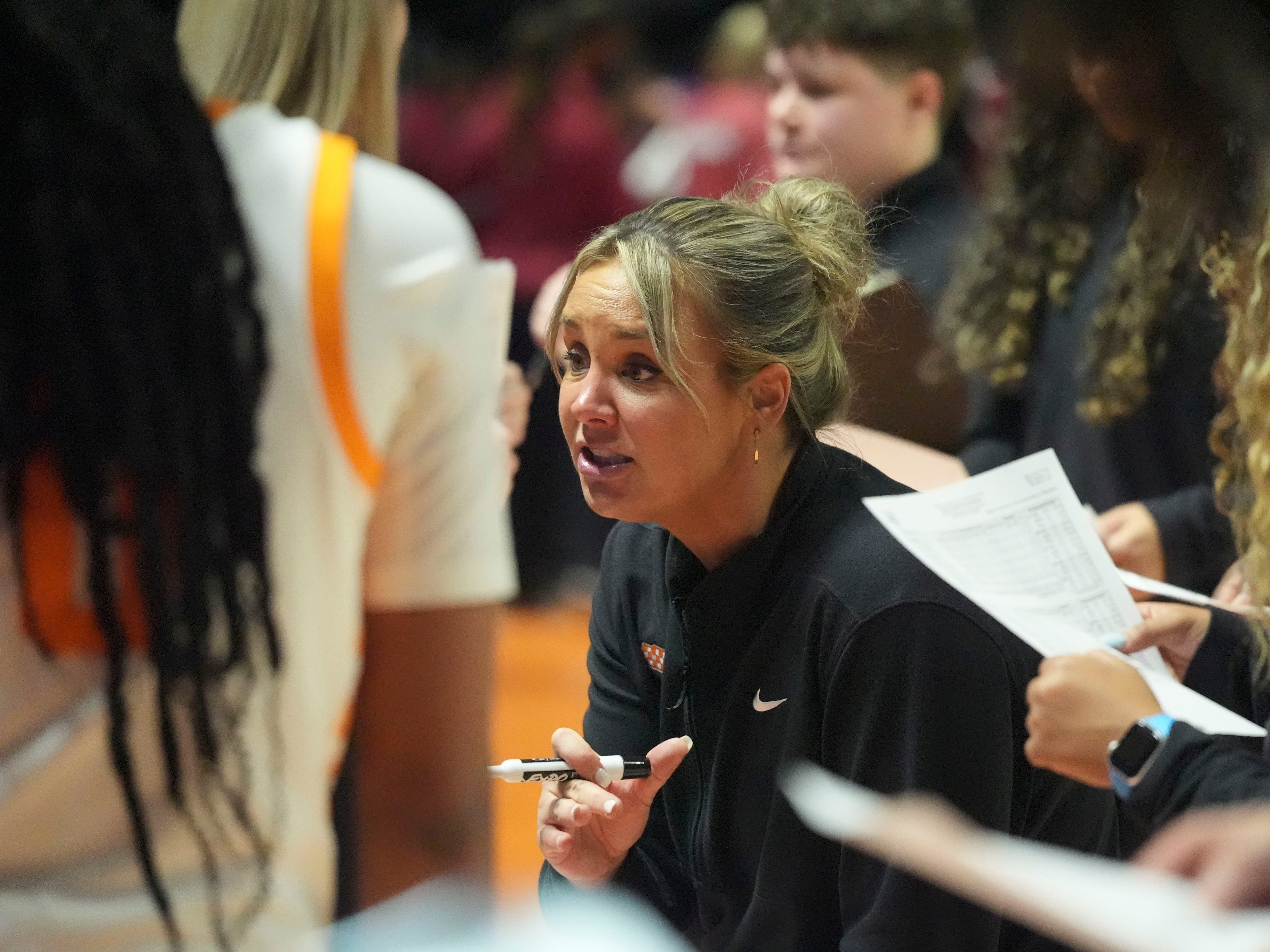 HC Kim Caldwell's sweet gesture for fans stuck in the arena after Tennessee's win vs UConn wins hearts