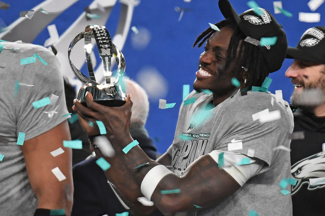 Is AJ Brown playing tonight in the Super Bowl? Exploring Eagles star's status