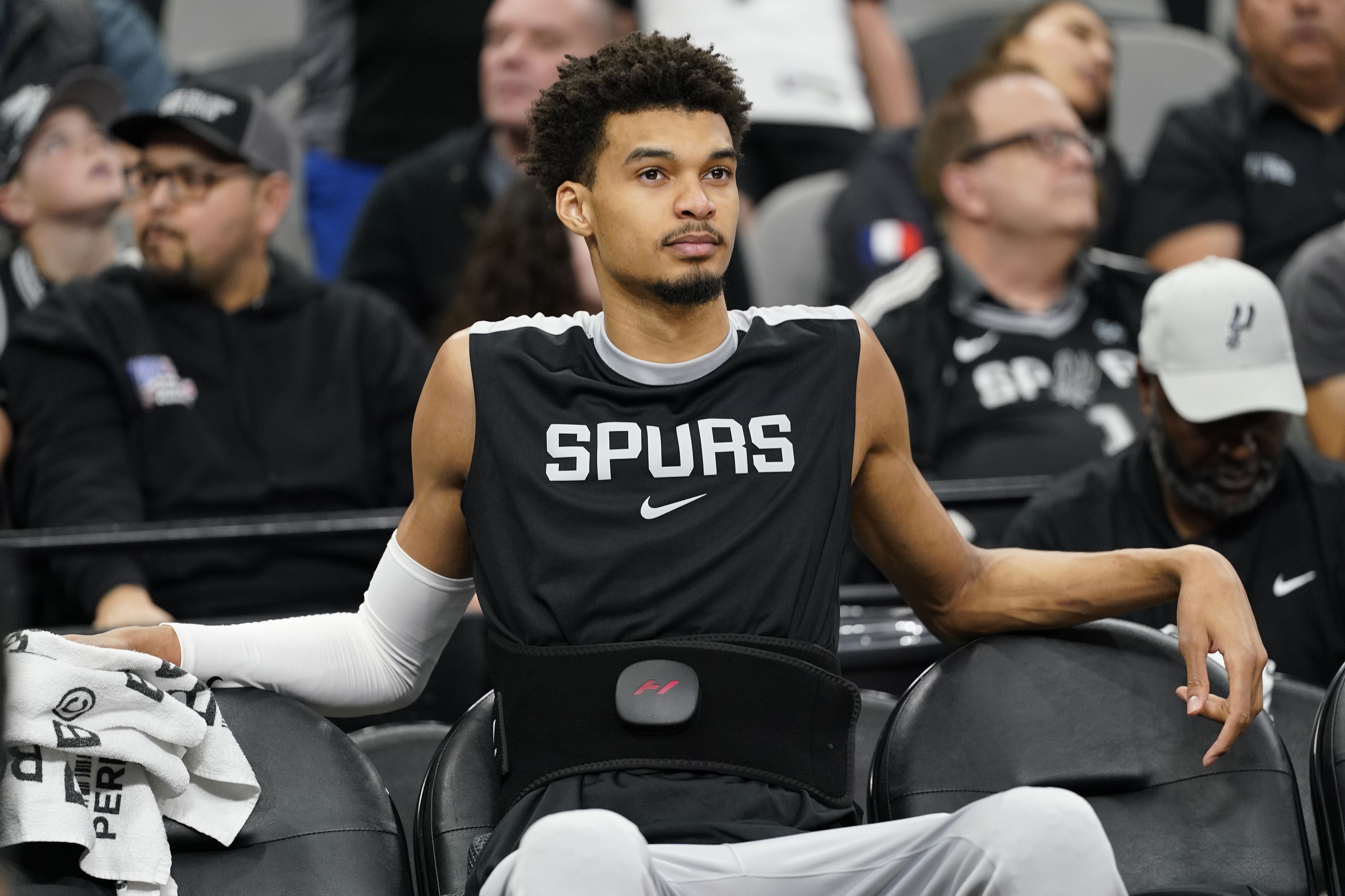 NBA: Milwaukee Bucks at San Antonio Spurs - Source: Imagn