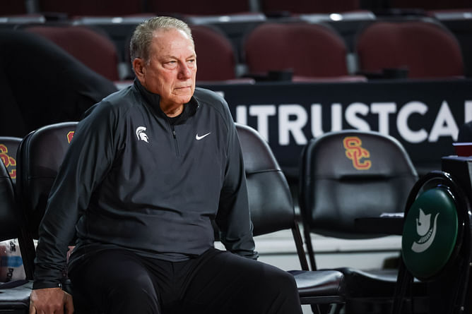 "What starts bad, ends bad" Tom Izzo gets reals on Michigan State's "atrocious" performance in a 70-64 loss against USC