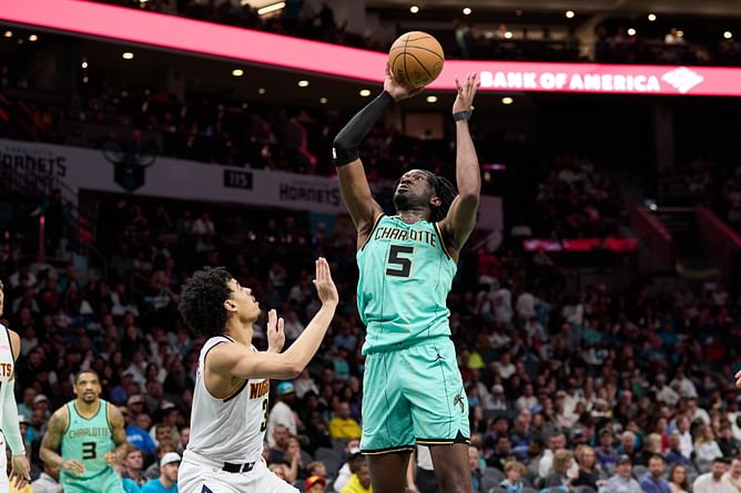 “Give us LaMelo Ball then” - Lakers fans react to reports of Hornets trading 7-foot center due to injury concerns