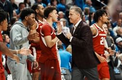 WATCH: $45 million worth John Calipari nonchalantly keeps working while Arkansas team surprises him with sweet gesture