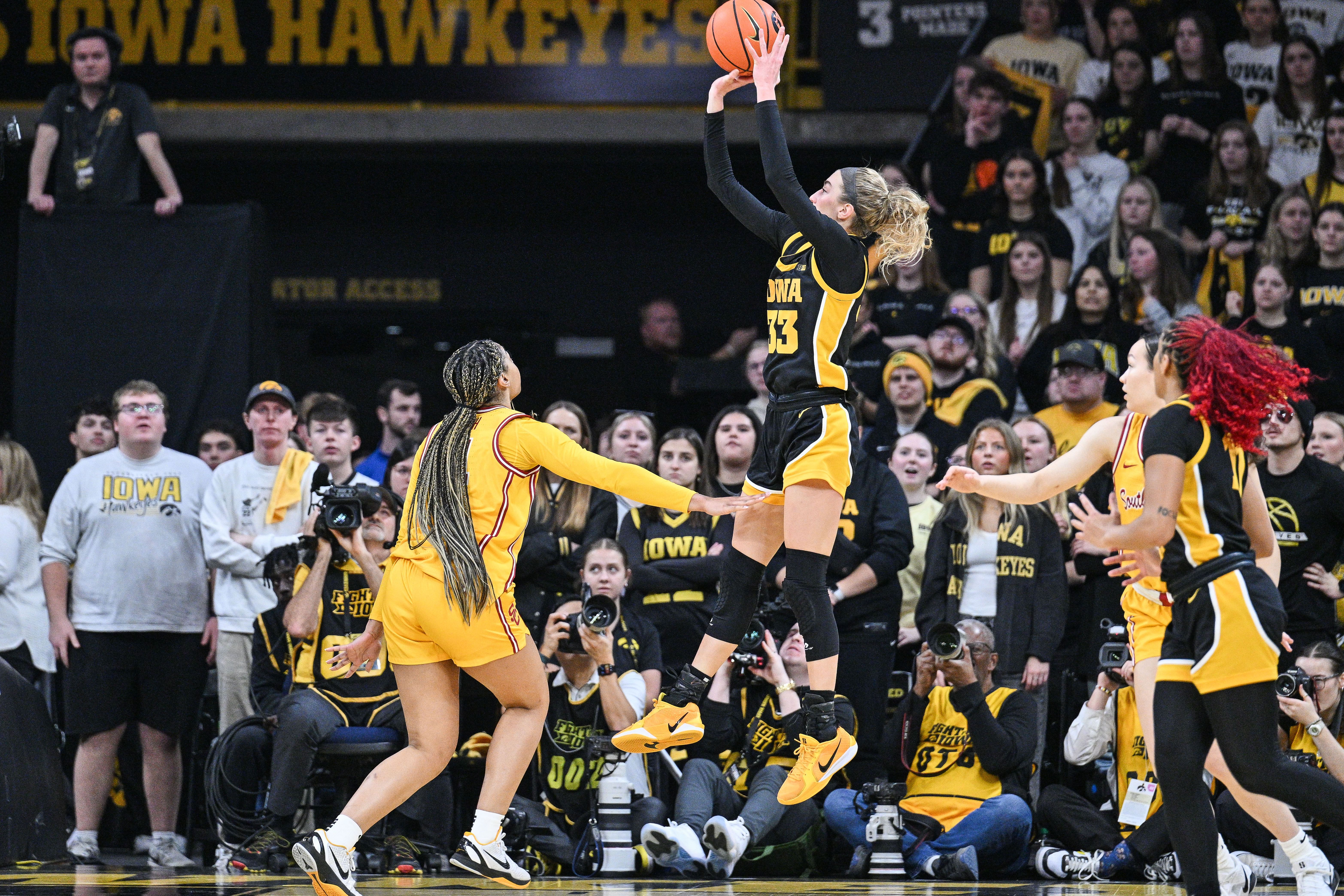 NCAA Womens Basketball: Southern California at Iowa - Source: Imagn