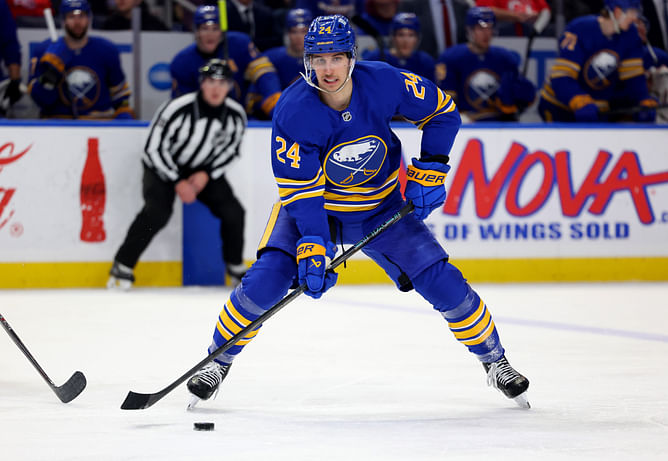 NHL trade rumors: Insider claims Vancouver Canucks interested in $49,700,000 Buffalo Sabres forward "type of player"