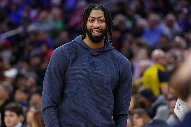 Anthony Davis drops 3-word reaction after Dallas Mavericks' massive oversight in welcome post