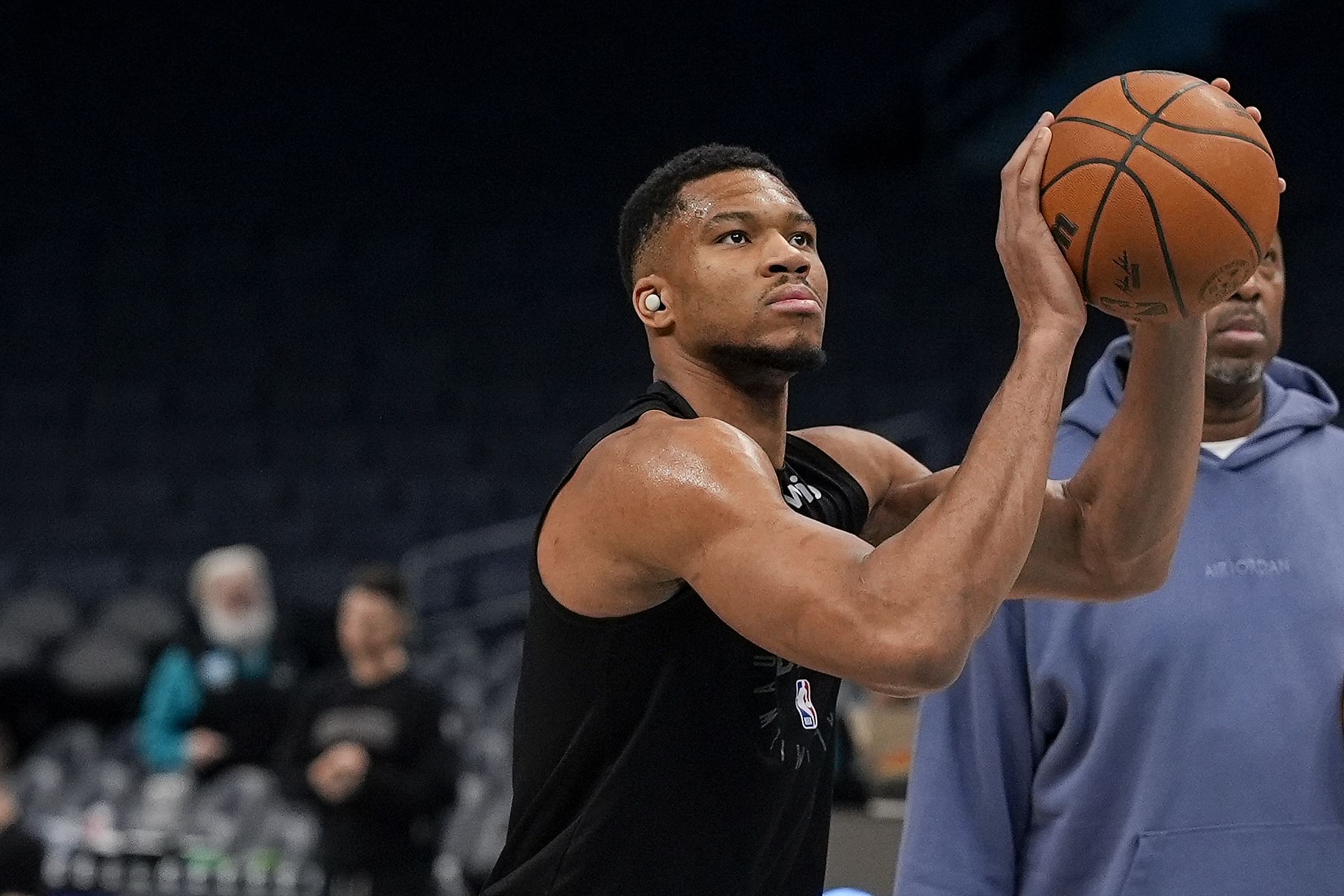 Milwaukee Bucks forward Antetokounmpo (Photo Credit: Imagn)