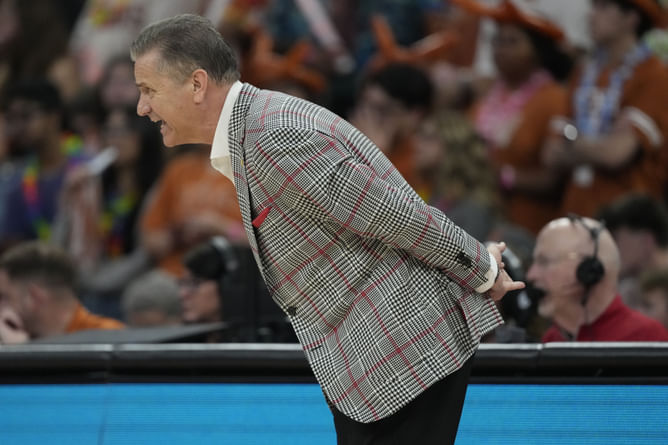 "I think Arkansas gets in": NCAAB analyst reveals what John Calipari's squad should do to make March Madness