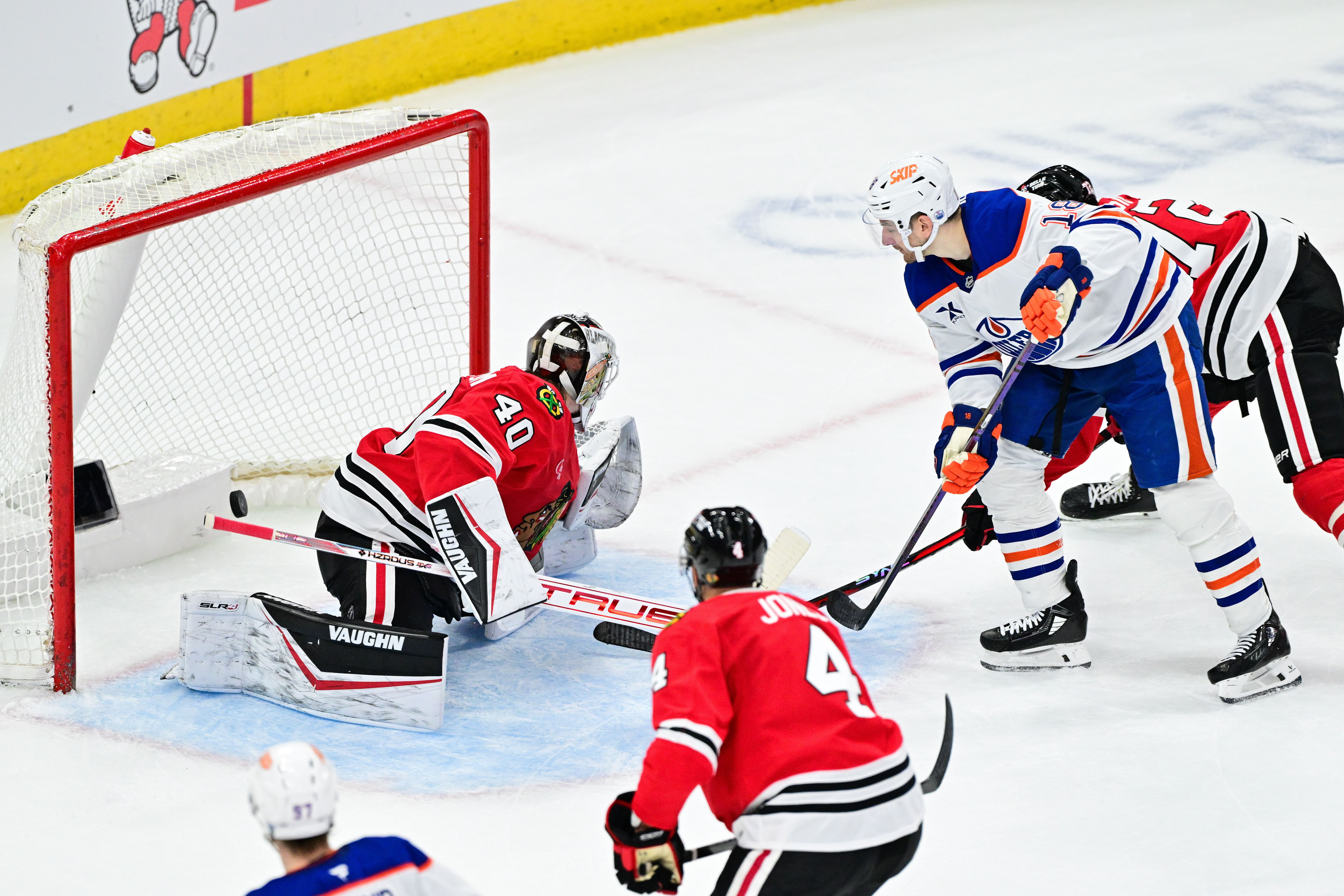 NHL: Edmonton Oilers at Chicago Blackhawks - Source: Imagn