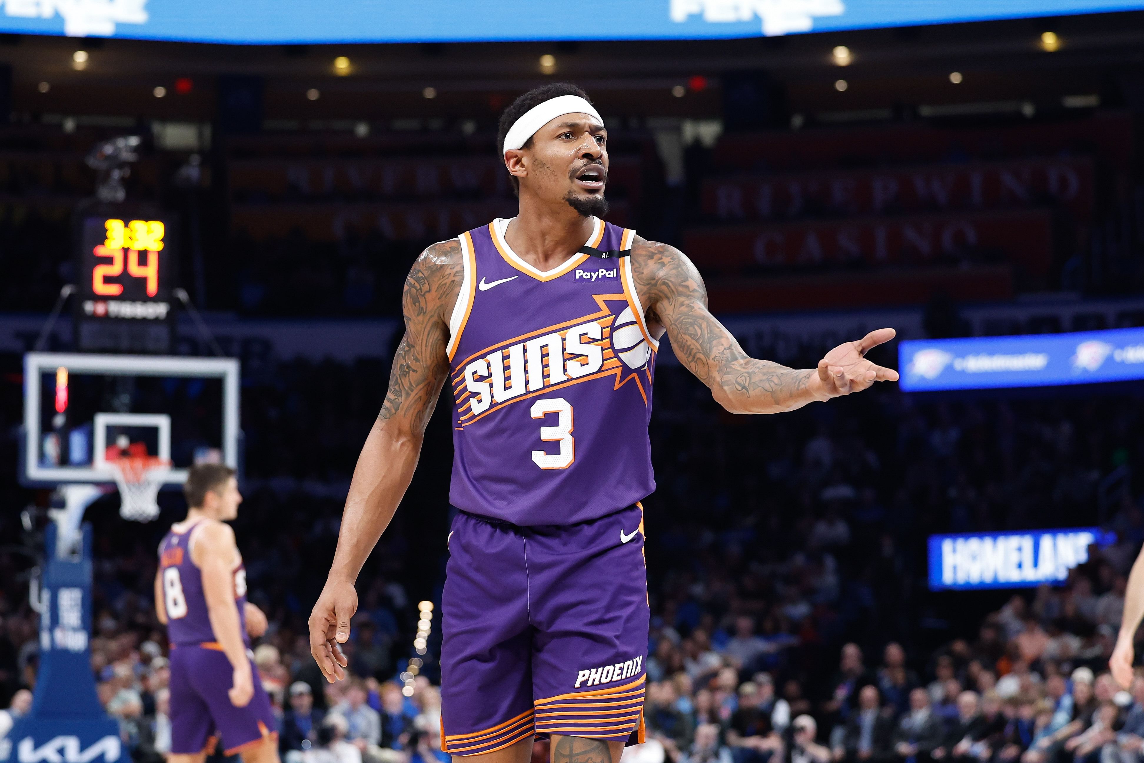 Phoenix Suns guard Bradley Beal reacts to an officials play during a game against the Oklahoma City Thunder at Paycom Center. Photo Credit: Imagn