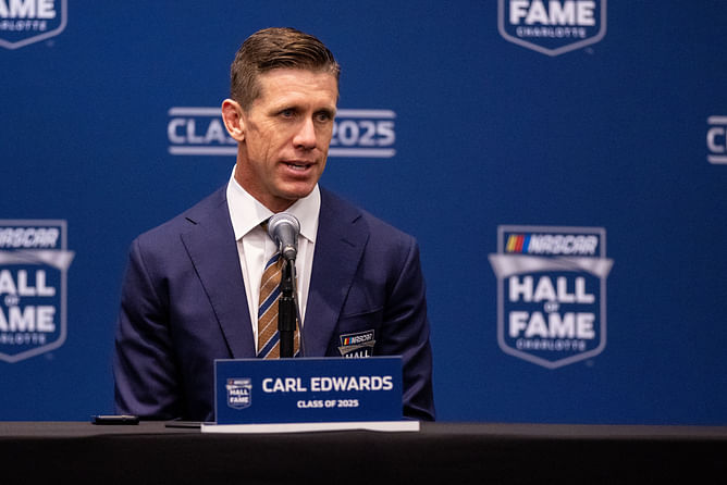 “I didn’t think NASCAR would invite me”: Carl Edwards raises eyebrows with his “nervous” admission during the Red Carpet talk